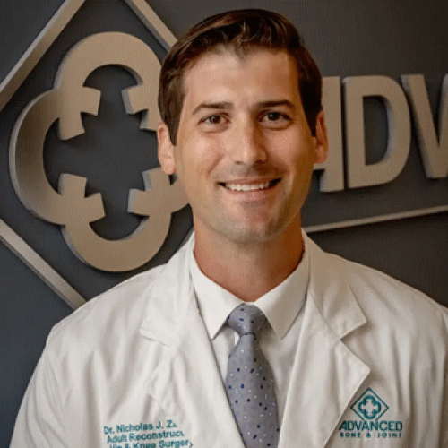 Headshot of Dr. Nicholas Zarkadis, MD